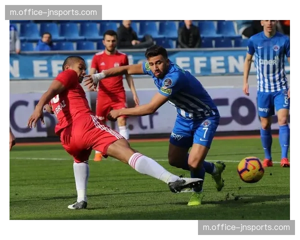 埃及拥有马尔穆什特雷泽盖 阵容兼具经验与年轻球员